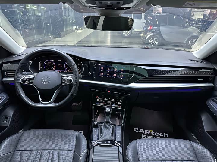 Фото 7 - Volkswagen Passat