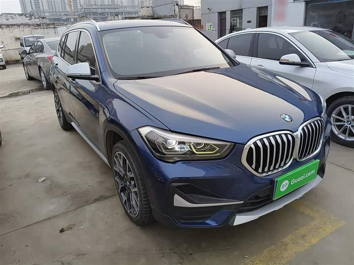 Фото 4 - BMW X1