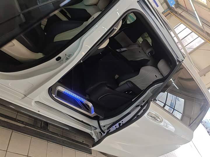 Фото 6 - Toyota Sienna