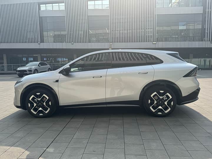 Фото 8 - XPeng G7