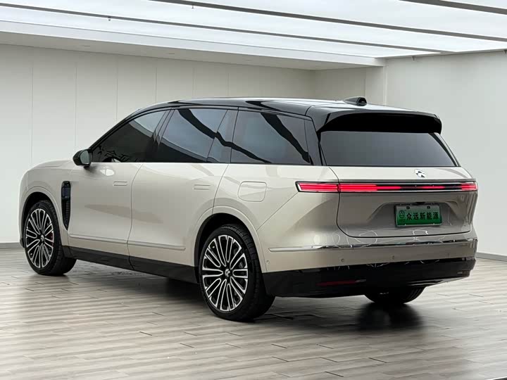 Фото 8 - Nio ES8