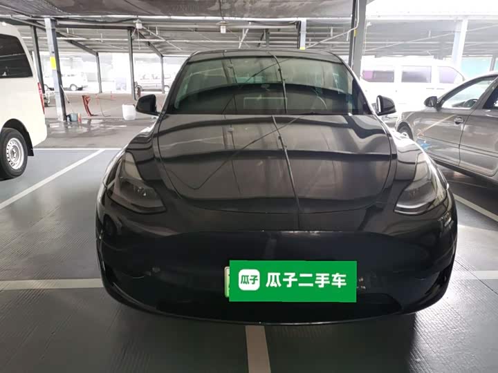 Фото 3 - Tesla Model Y
