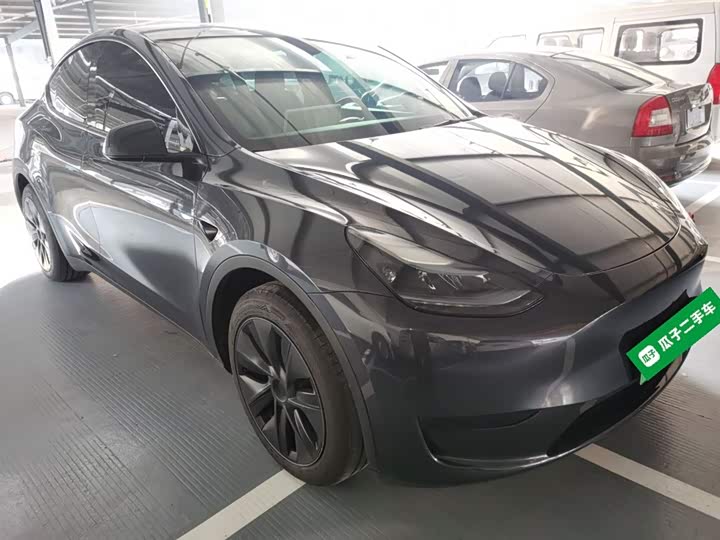 Фото 4 - Tesla Model Y