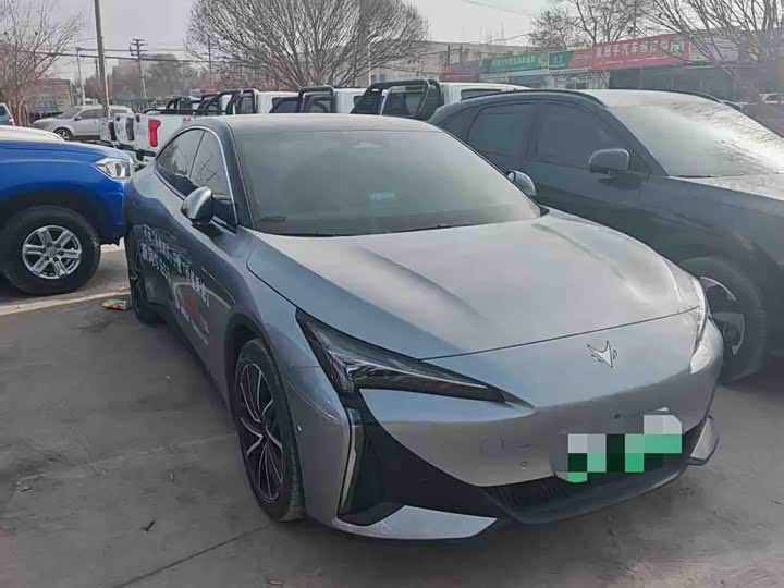 Фото 2 - BAIC Arcfox Alpha S5