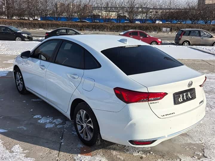 Фото 7 - Buick Verano