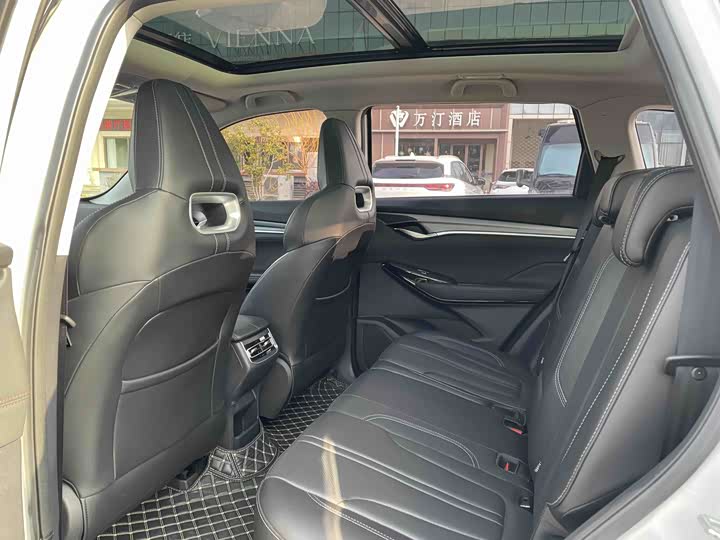 Фото 7 - Changan CS75 Plus