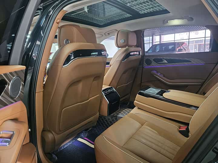 Фото 5 - Hongqi H9