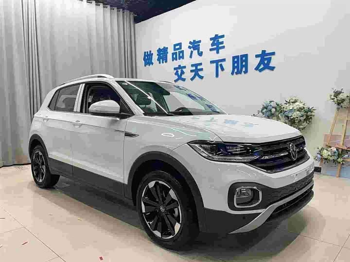 Фото 3 - Volkswagen Tacqua