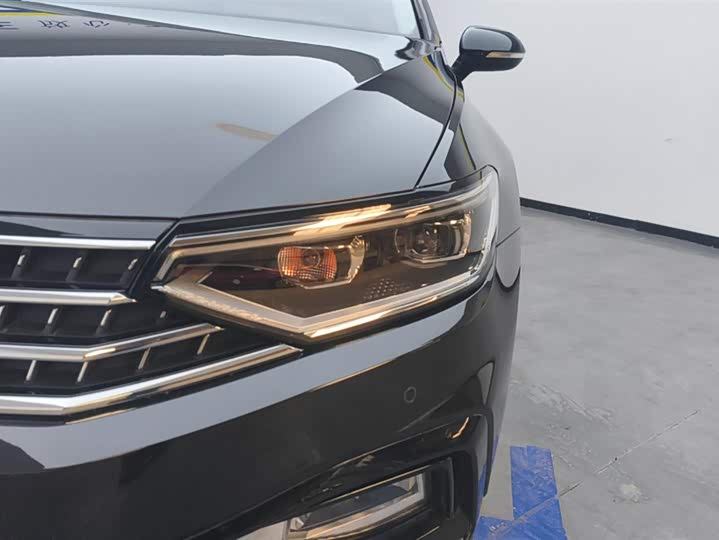 Фото 5 - Volkswagen Magotan