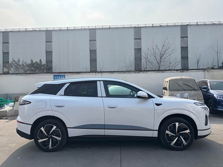 Фото 4 - BYD Sea Lion 06 Hybrid/EV