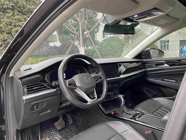 Фото 5 - Volkswagen Passat