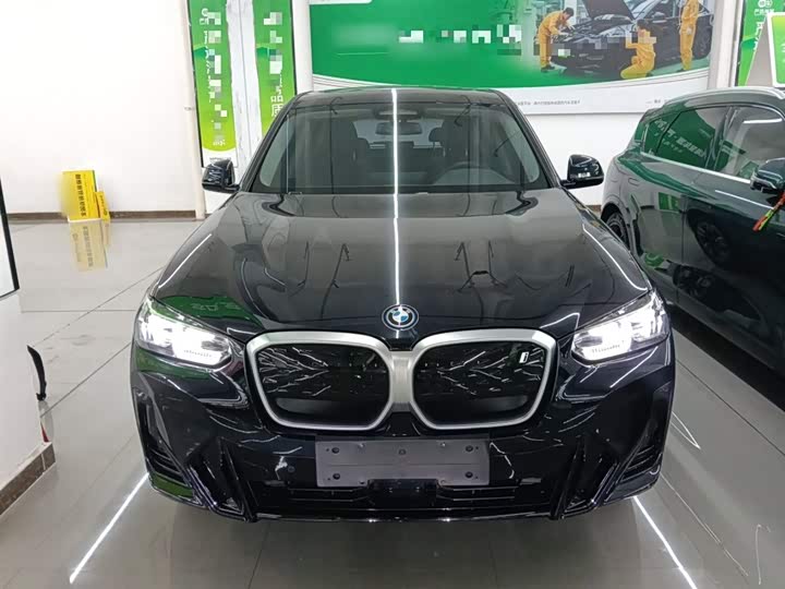 Фото 3 - BMW iX3
