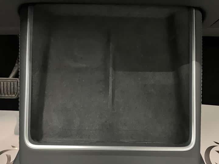 Фото 8 - Tesla Model Y