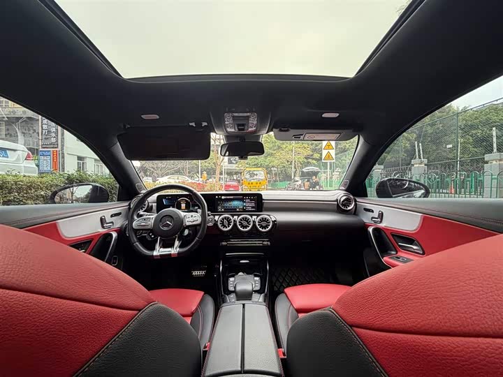 Фото 4 - Mercedes-Benz A-Class AMG