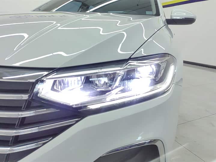 Фото 5 - Volkswagen Lavida