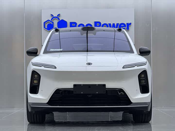 Фото 2 - Nio EC6