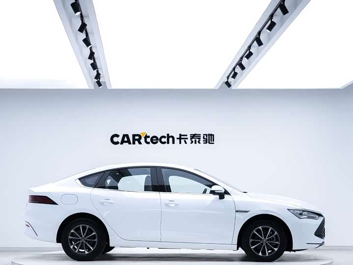 Фото 6 - BYD Qin Plus