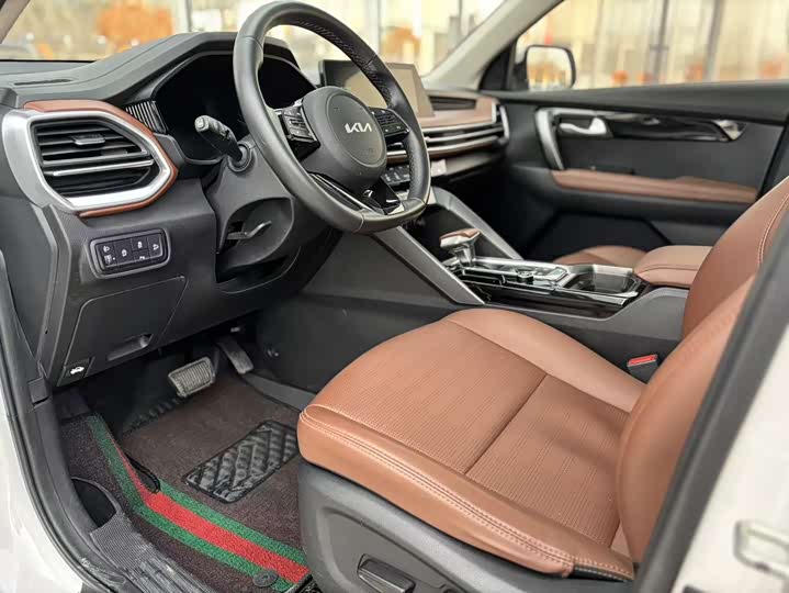 Фото 4 - Kia Sportage GT-line