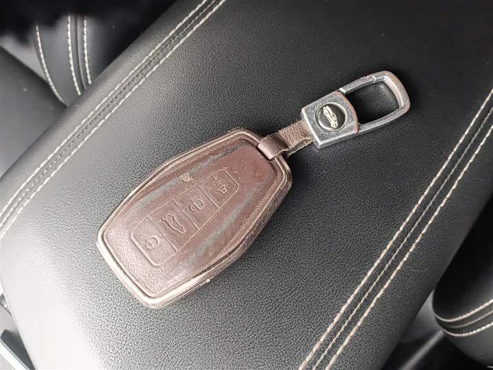 Фото 9 - Geely Preface