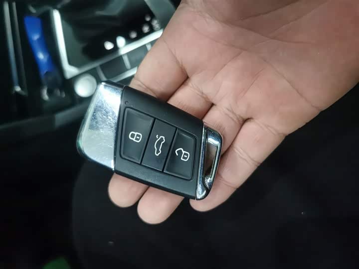 Фото 9 - Volkswagen Magotan