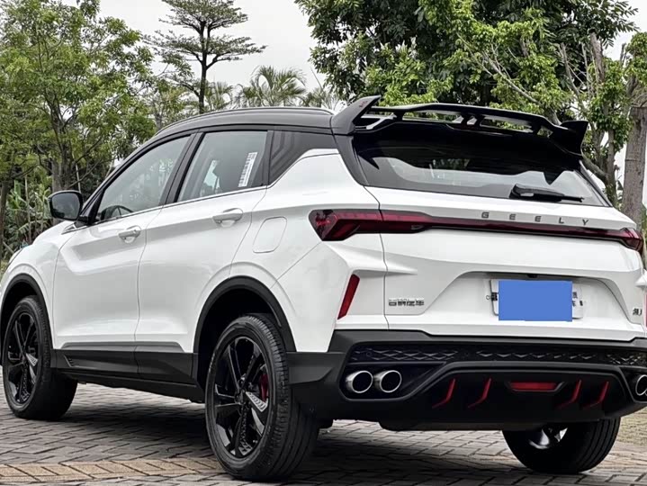 Фото 8 - Geely Coolray