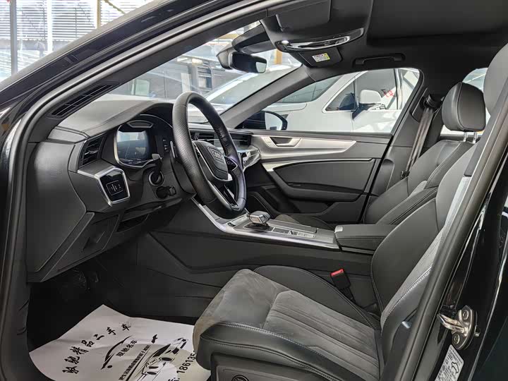 Фото 6 - Audi A6L