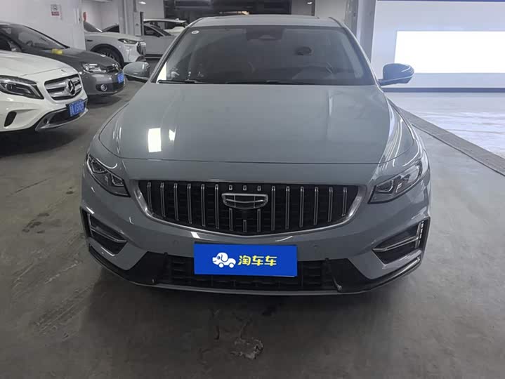 Фото 2 - Geely Preface