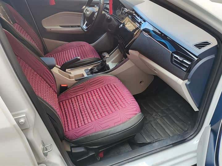 Фото 8 - Chery Tiggo 3x