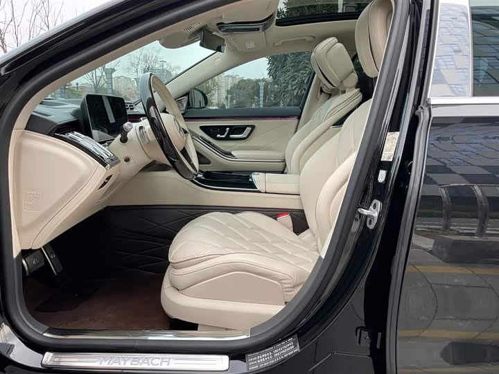 Фото 8 - Mercedes-Benz Maybach S-Class