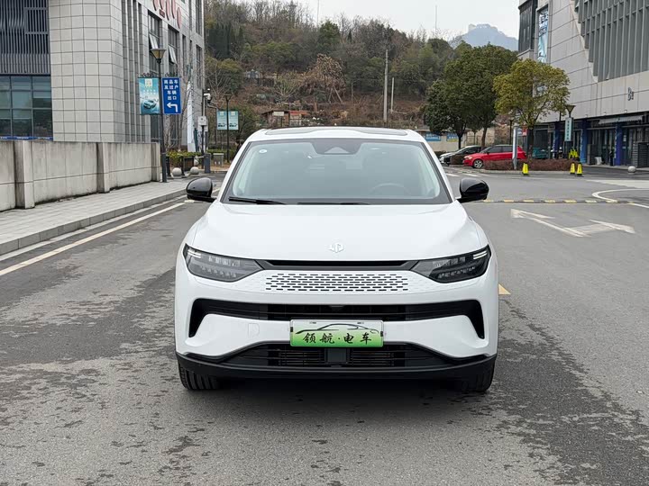 Фото 2 - Leapmotor C11