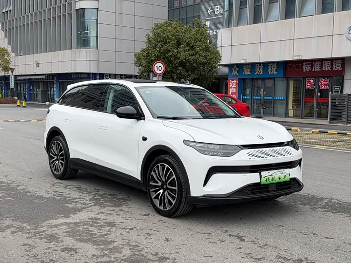 Фото 3 - Leapmotor C11