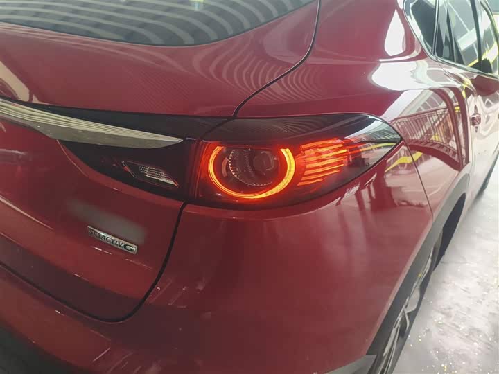 Фото 8 - Mazda CX-4