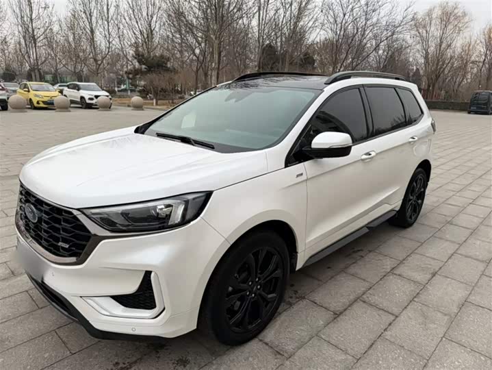 Фото 2 - Ford Edge