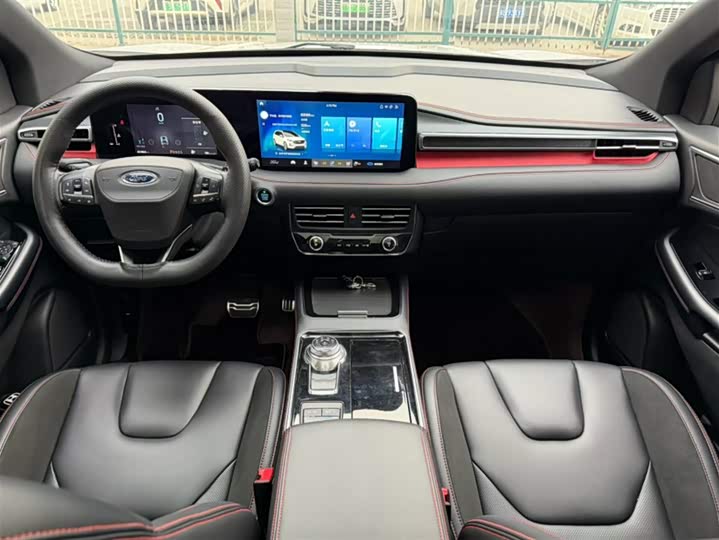 Фото 8 - Ford Edge