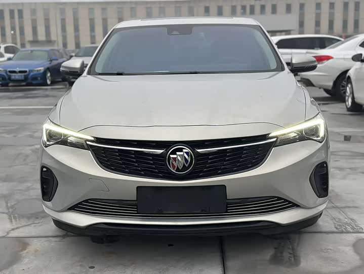 Фото 2 - Buick Verano