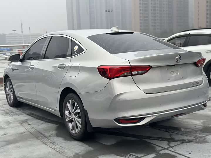 Фото 4 - Buick Verano