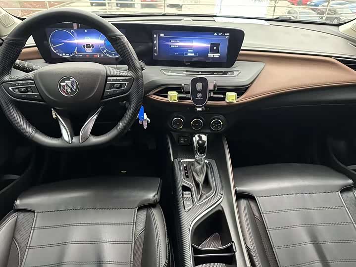 Фото 9 - Buick Verano