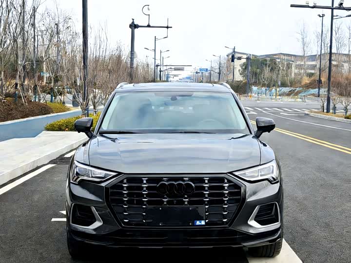 Фото 2 - Audi Q3