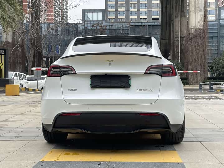 Фото 5 - Tesla Model Y