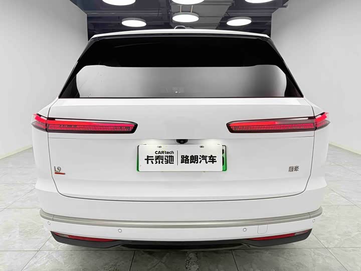 Фото 5 - Nio Onvo L90