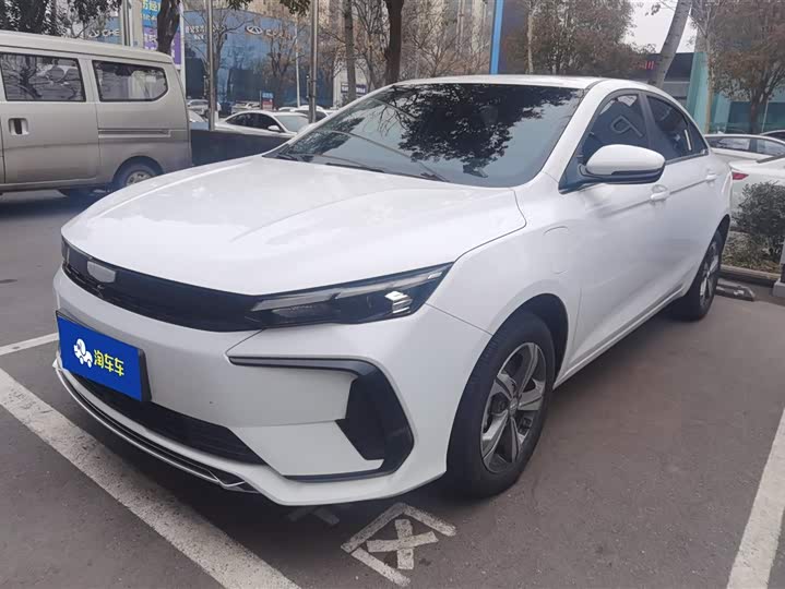 Фото 1 - Geely Emgrand L Hi·P Hybrid