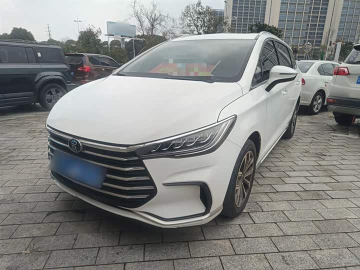 Фото 1 - BYD Song Max