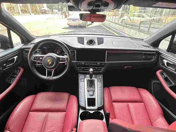 Фото 9 - Porsche Macan