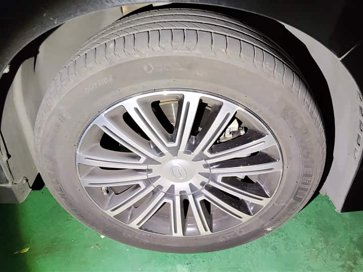 Фото 6 - GAC Trumpchi M8