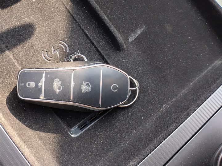 Фото 9 - BYD Song L DM-i Hybrid