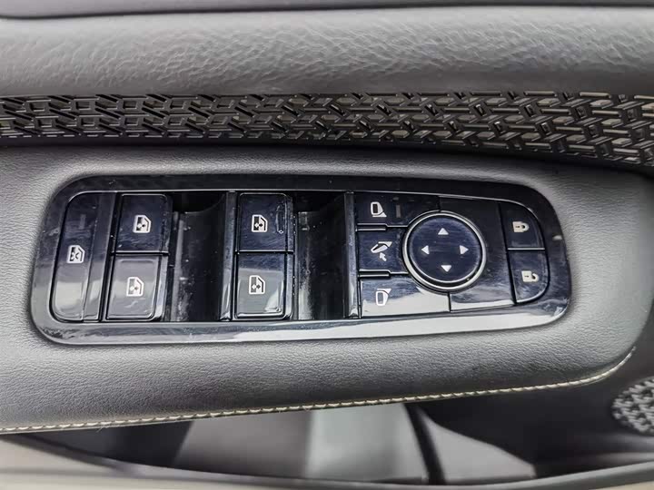 Фото 9 - Nissan Ariya EV