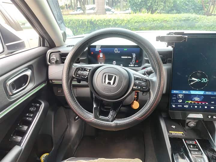 Фото 3 - Honda e:NP1
