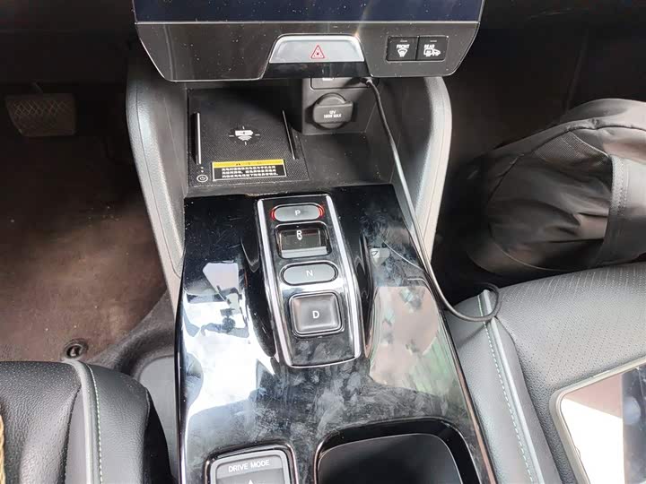 Фото 7 - Honda e:NP1