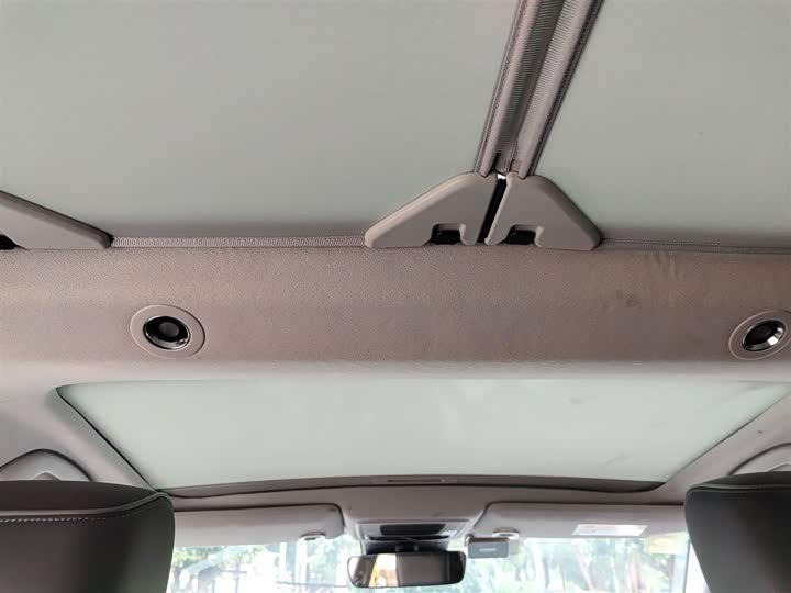 Фото 9 - Honda e:NP1