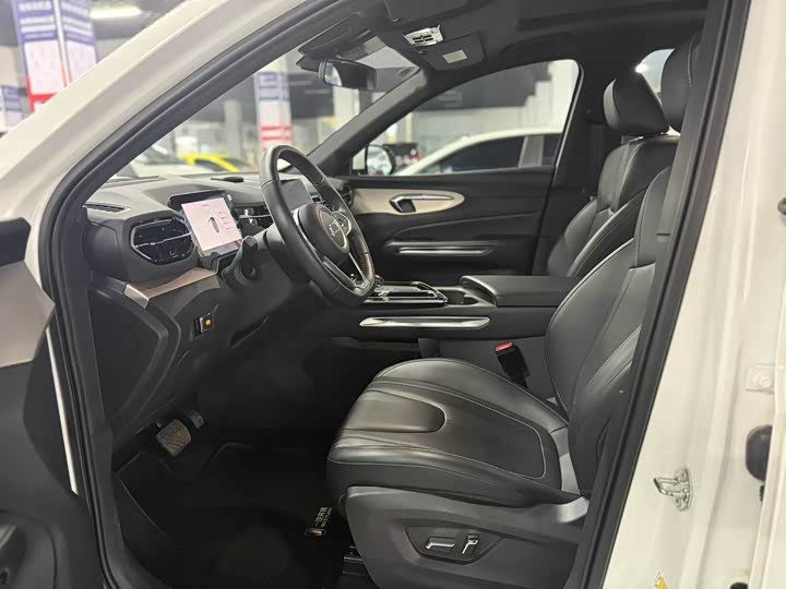 Photo 4 - Bestune T90